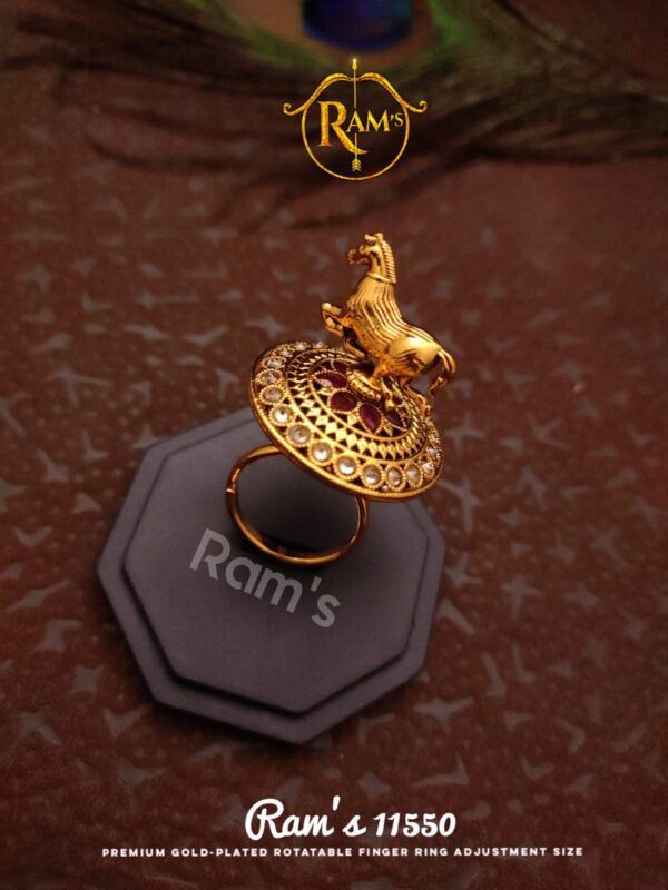 Antique Gold Polished Rotatable Horse Finger Ring for women