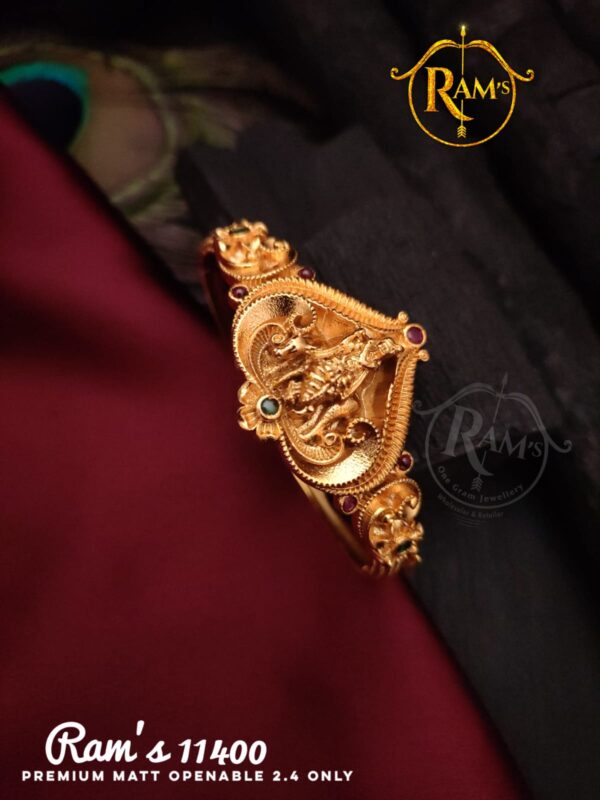 Matt Classic Design Cuff Bracelet/Kada