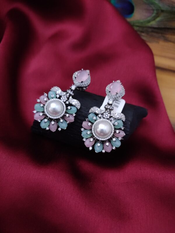 Victorian Colorful Zircon Ear Studs