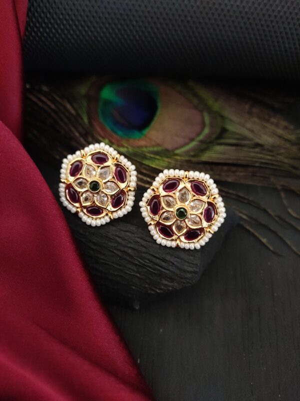 Kempu Gold Polished Ear Studs