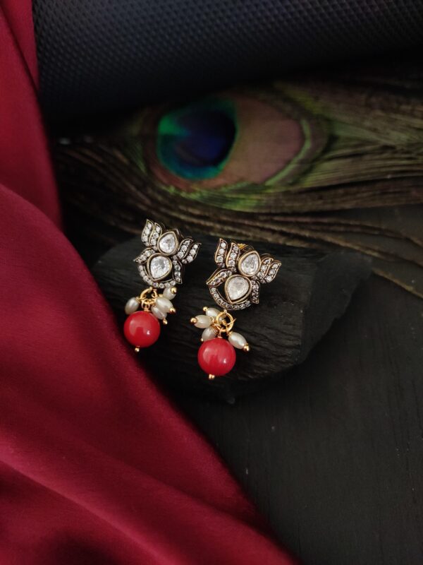 Elegant Victorian Zircon Ear Studs