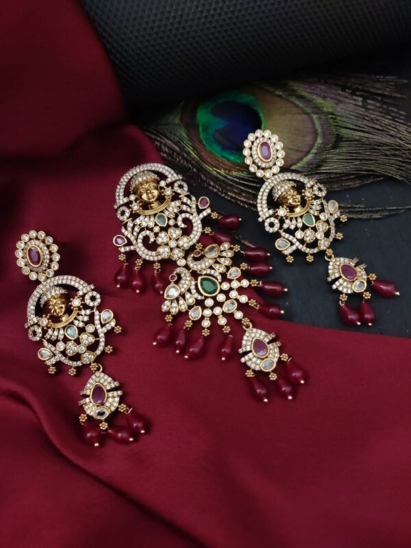 Balaji Pendant Set